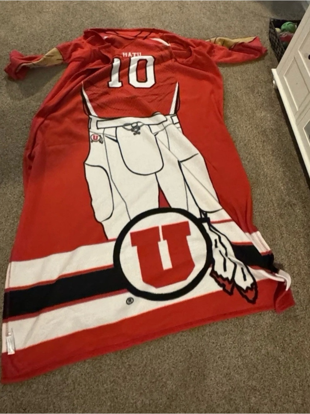 Utah U Team Red Jersey Blanket with #10